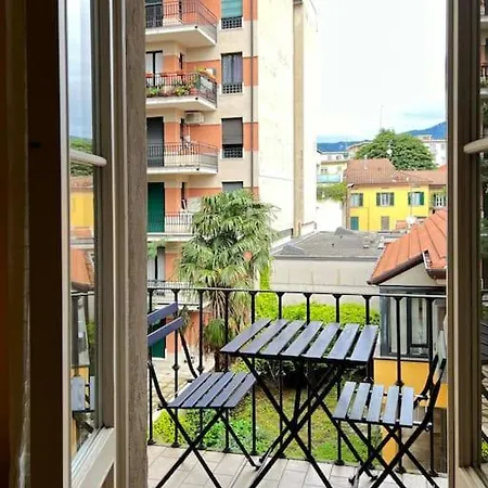 Como25 * Como